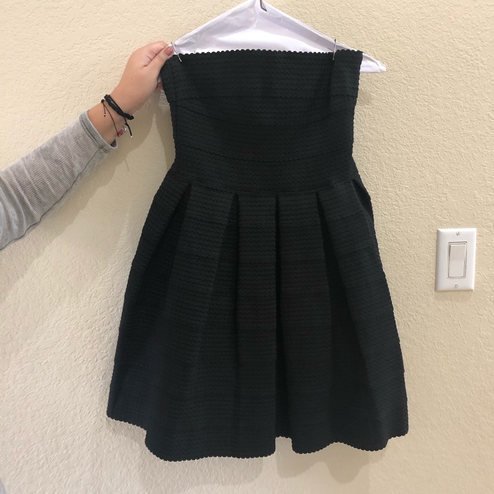 Strapless black bandage dress